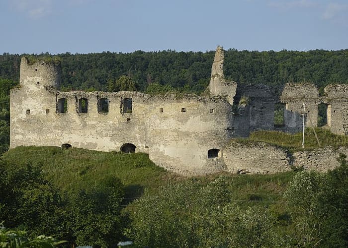 Сидорівський замок-корабель: краєвиди