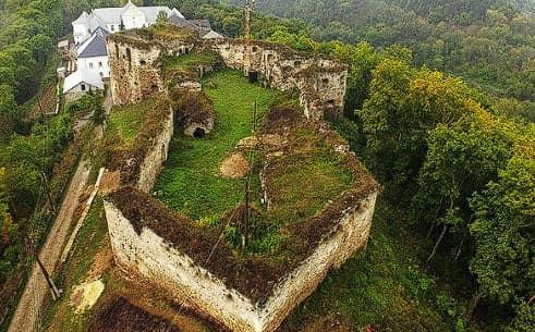 Язловецький замок Тернопіль