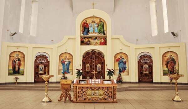 святині храму Петра в Тернополі